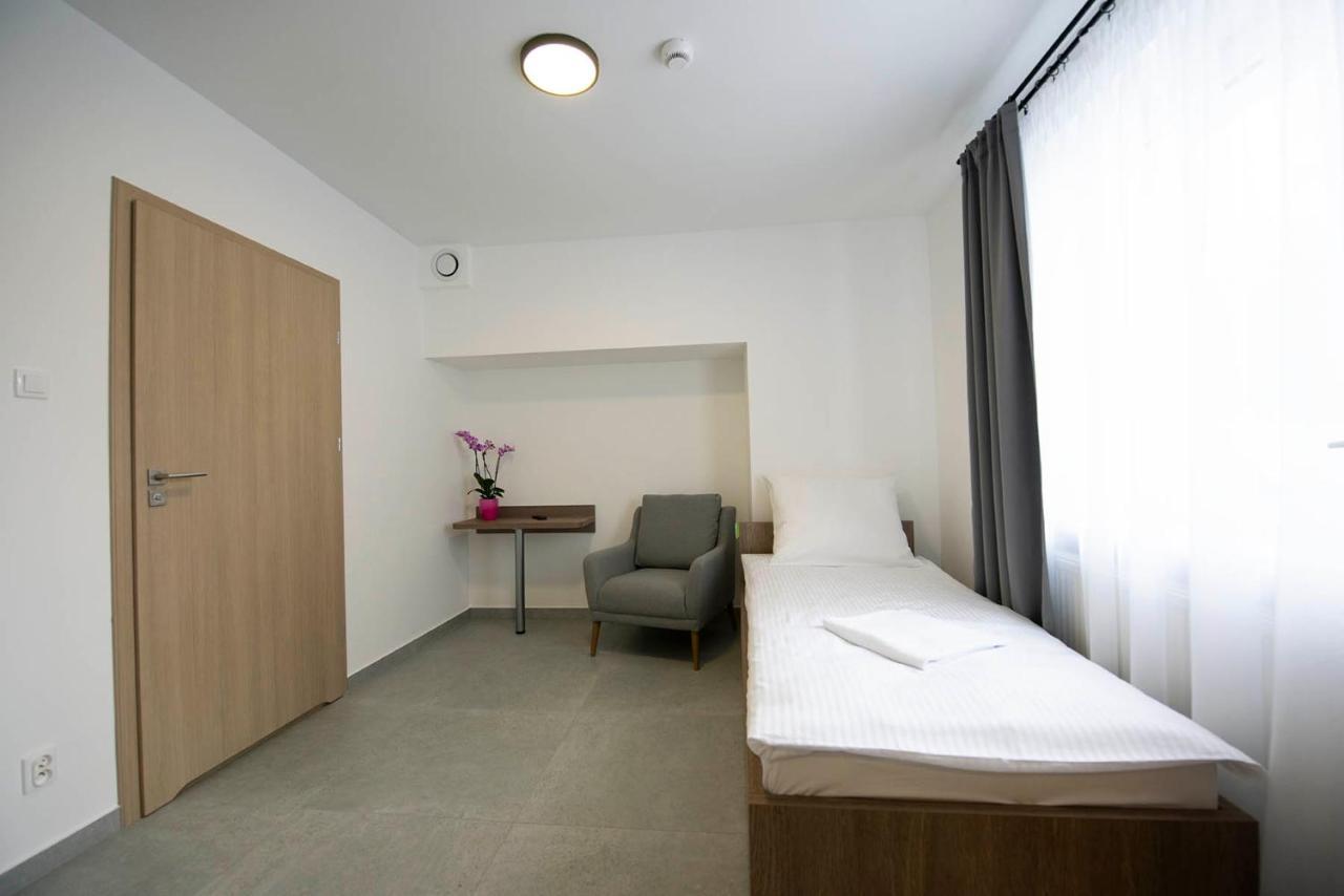 Hostel Sms Free Parking Бидгошч Екстериор снимка